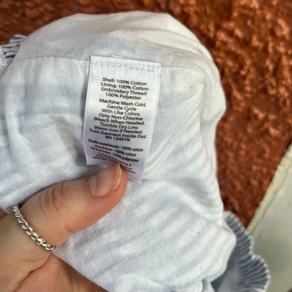 Vineyard Vines Blue White Striped Seersucker Embroidered Shorts Girls Size 16 XL - Picture 3 of 6